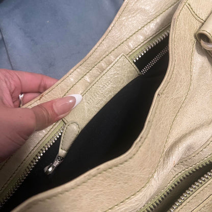 PreOwned BALENCIAGA CITY BAG YELLOW
