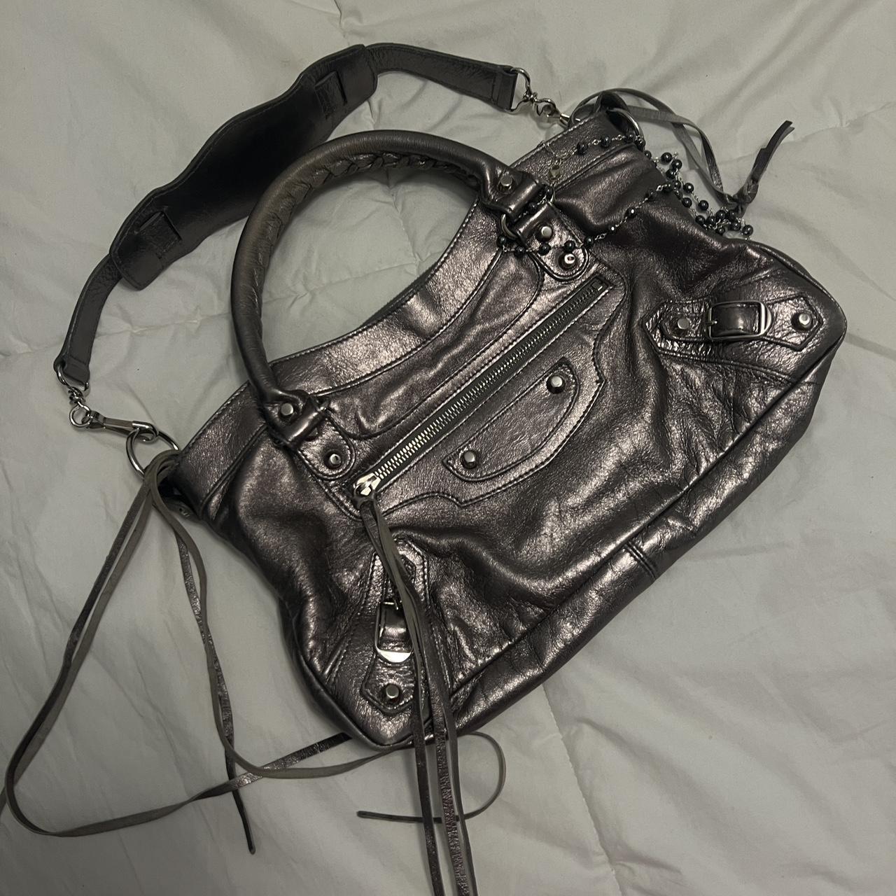 PreOwned RARE BALENCIAGA METALLIC SILVER CITY BAG