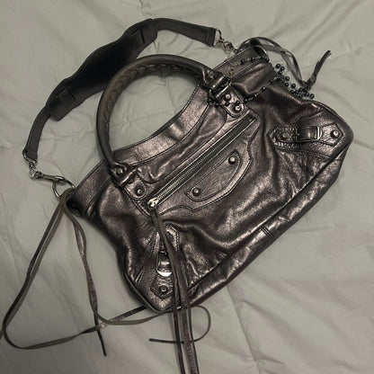 PreOwned RARE BALENCIAGA METALLIC SILVER CITY BAG